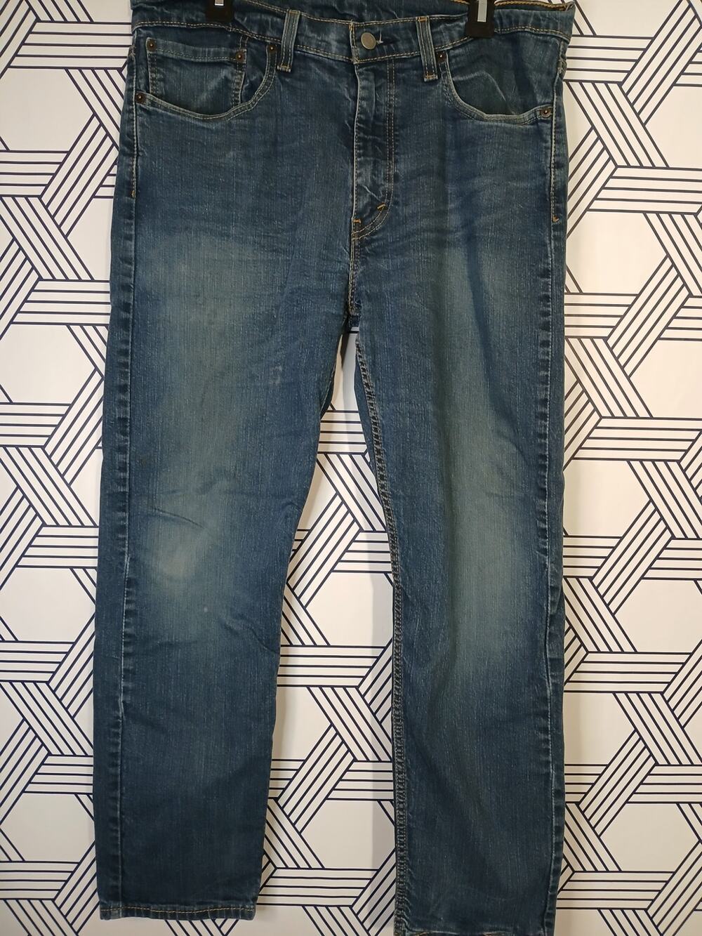 Levi 502 Size 36x30 Medium Wash Normcore